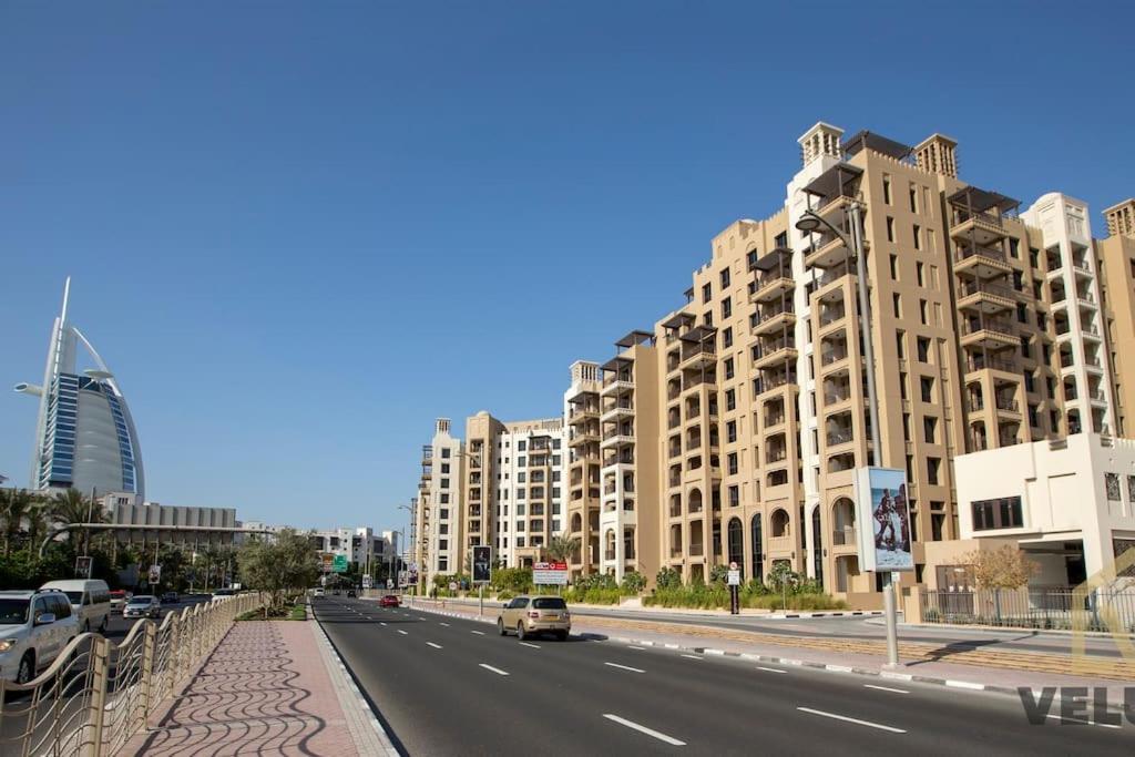 Veluxa - Luxury And Bright 1 Bedroom Apartment, Burj View! Дубай Экстерьер фото